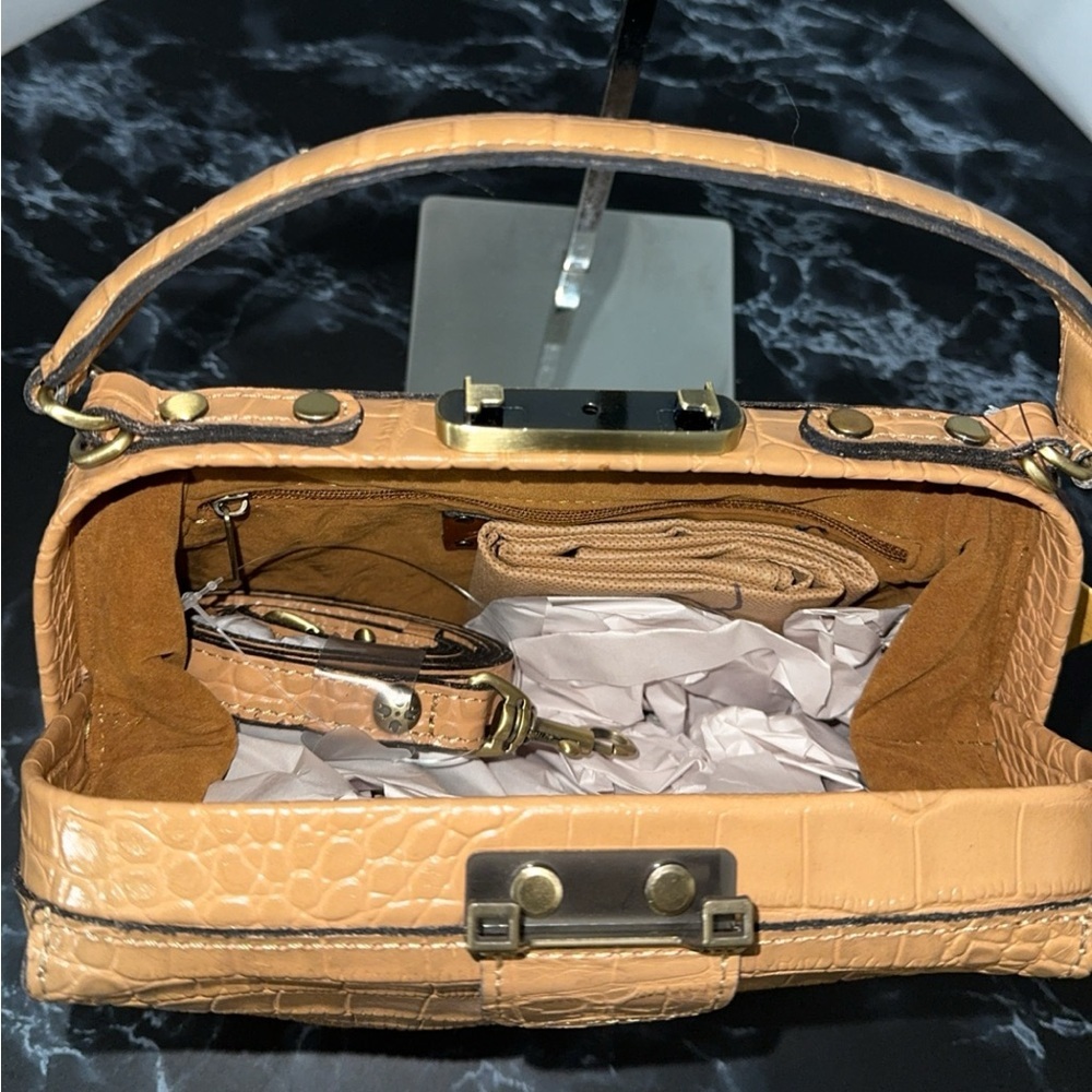 PATRICIA NASH Nela Satchel Tan Leather Crossbody Bag AUTHENTIC NWT -Broken Latch - Picture 6 of 7